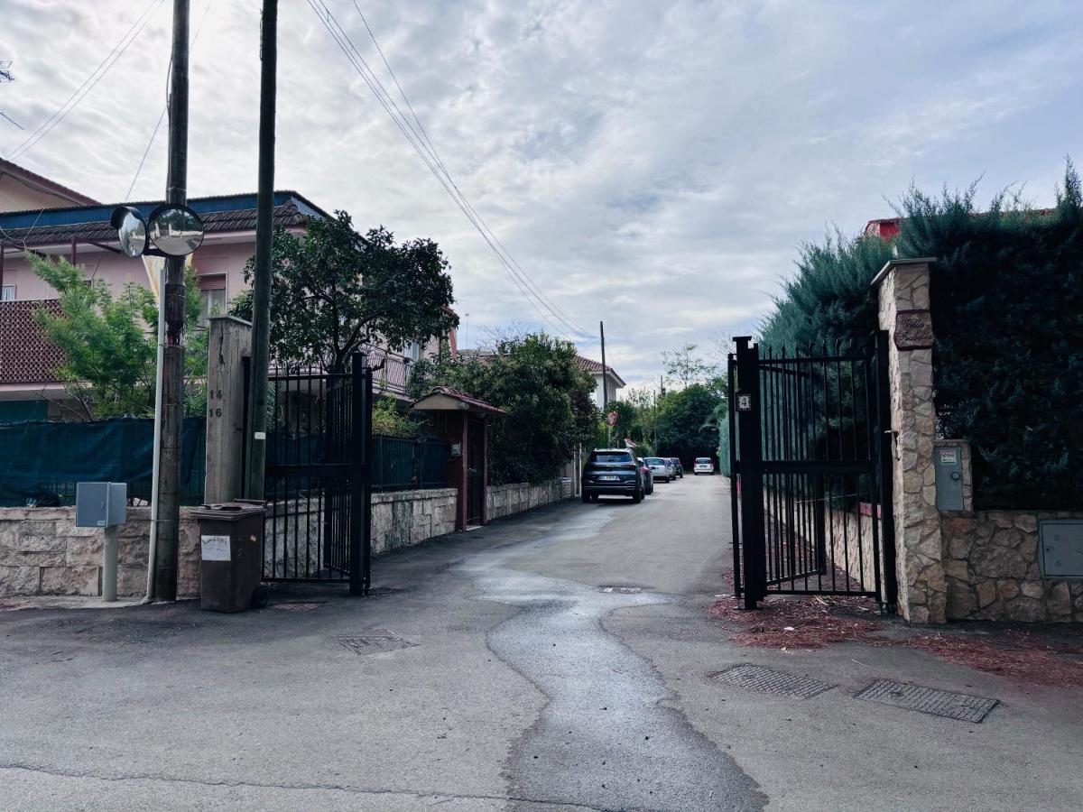 Villa Raffaele Trani Exterior photo